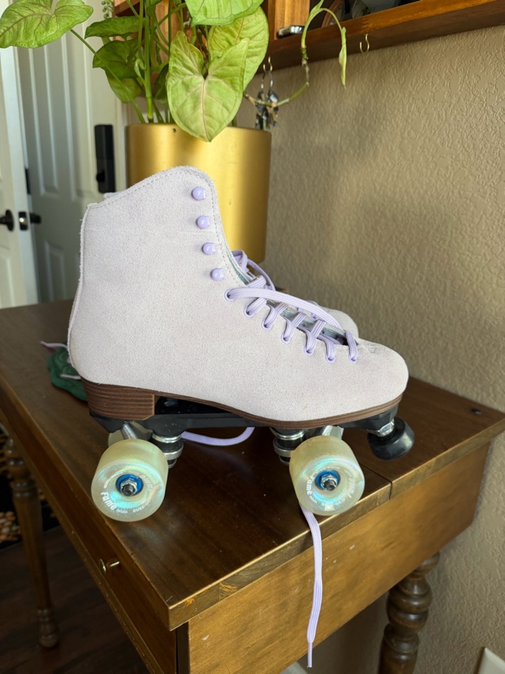 SURE-GRIP International Roller Skate Label — Size US 8 / EU 41